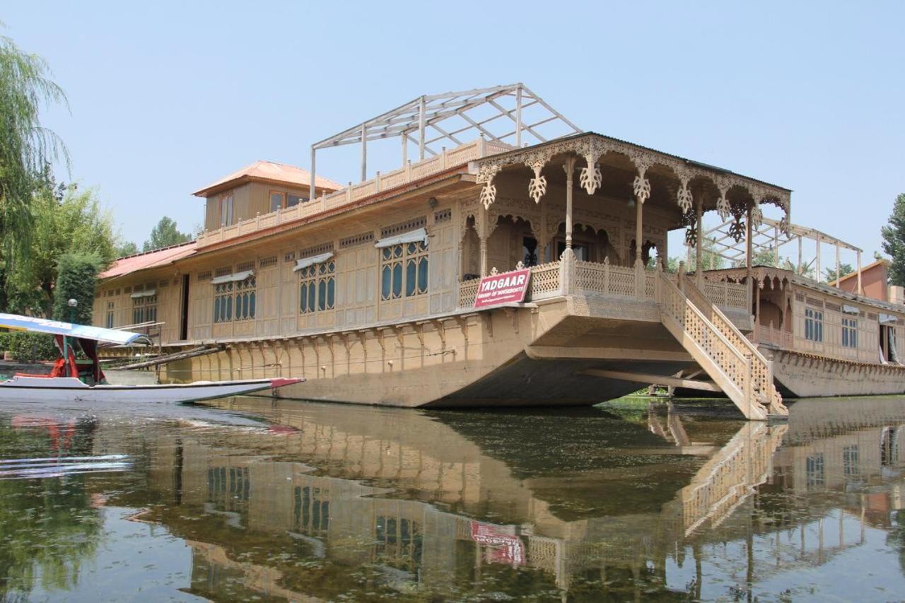 Готель Yadgaar Houseboats Срінагар Екстер'єр фото